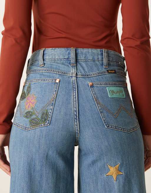 Vaqueros azules de pernera ancha con bordados de Wrangler x Lainey Wilson, 5 de 5