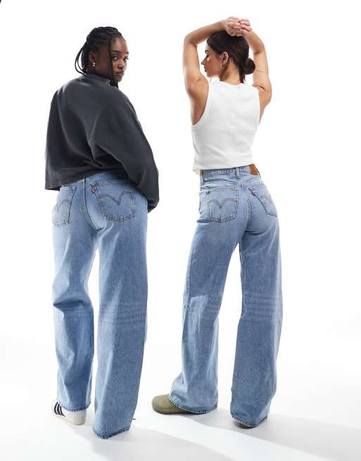 Vaqueros azules de pernera ancha con lavado claro Ribcage de Levi's , 2 de 6