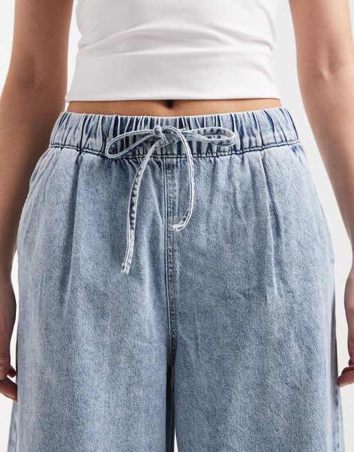 Vaqueros azules de pernera ancha y talle medio sin cierres con lavado claro Valeria de Vero Moda, 4 de 5