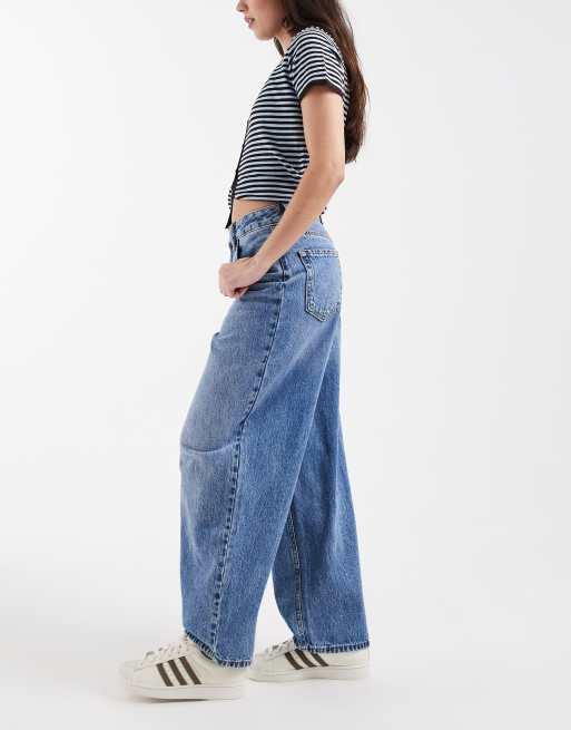 Vaqueros azules de pernera barrel y talle alto con lavado medio Billie de Vero Moda, 3 de 5