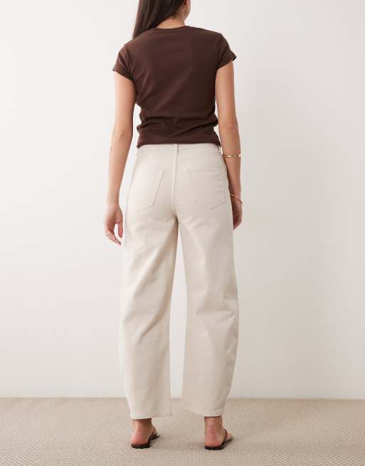 Vaqueros blanco hueso de pernera barrel tapered de New Look, 3 de 5