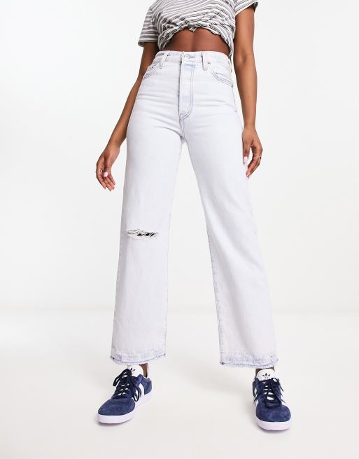 Vaqueros capri azul claro de pernera recta Ribcage de Levi's 
