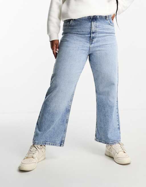 Vaqueros capri azul claro elásticos de pernera recta cómoda de ASOS DESIGN Curve, 5 de 5