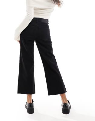 Pantalones capri negro azulado de corte recto Easy de ASOS DESIGN