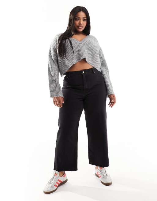 Vaqueros capri negros elásticos de pernera recta cómoda de ASOS DESIGN Curve