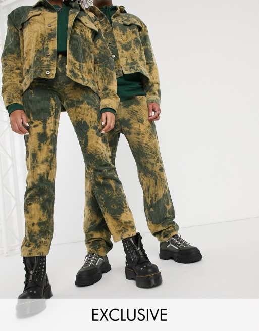Conjunto unisex de chaqueta y vaqueros de pana de efecto blanqueado de COLLUSION, 2 de 3