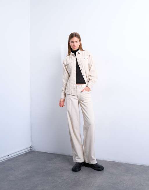 Vaqueros color perla de talle bajo con trabilla regulable de pana de Topshop