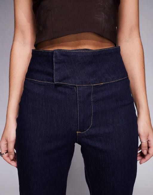 Vaqueros con acabado enjuagado y detalle de etiqueta de ASOS DESIGN, 4 de 5