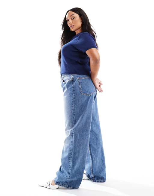 Vaqueros dad azul medio de pernera ancha de ASOS DESIGN Curve, 3 de 5