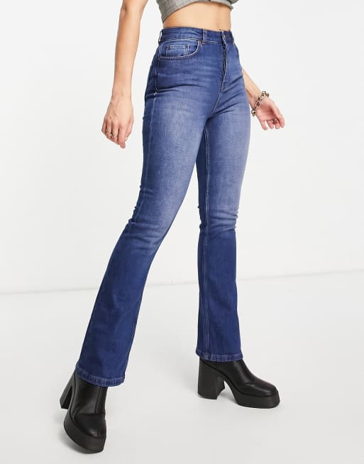 Vaqueros de campana azul oscuro elásticos estilo años 70 de mezcla de cáñamo premium de ASOS DESIGN