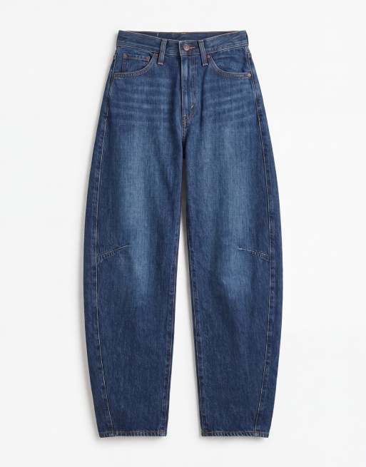 Vaqueros de corte barrel con lavado oscuro y tira regulable de Levi's, 6 de 9