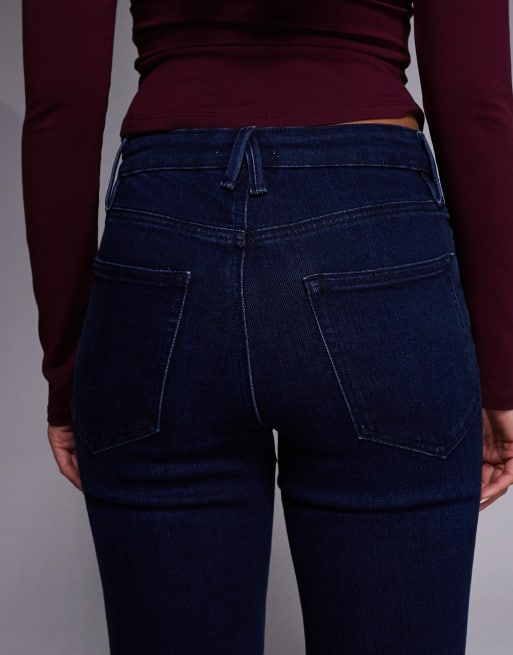 Vaqueros de corte bootcut con lavado azul oscuro Good Classic de Good American, 5 de 5