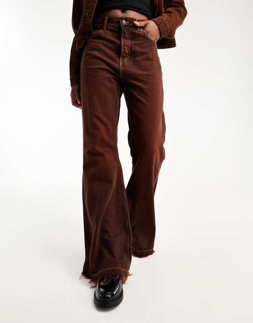 Vaqueros de corte bootcut holgado con lavado rojo óxido Grove de Weekday (parte de un conjunto), 2 de 5