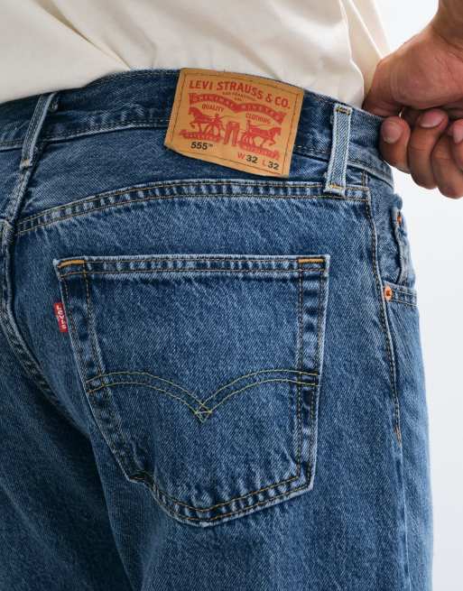 Vaqueros de corte recto holgado con lavado medio 555 de Levi's , 4 de 5