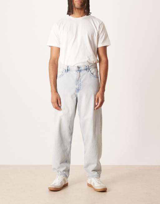 Vaqueros de corte recto suelto con lavado descolorido de ASOS DESIGN