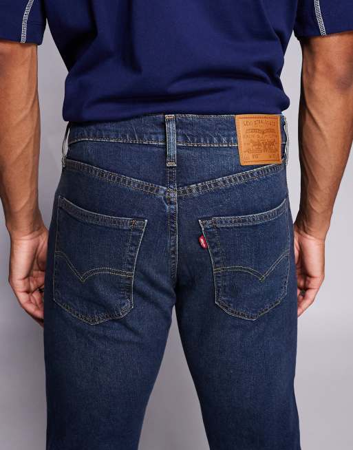 Vaqueros de corte tapered slim con lavado oscuro 512 de Levi's , 4 de 5