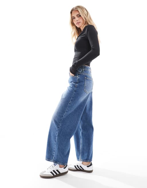 Vaqueros holgados con tira ajustable de Miss Selfridge Petite, 2 de 5