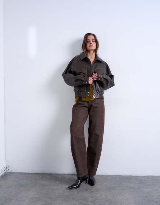 Vaqueros marrones de corte barrel y talle medio de Topshop