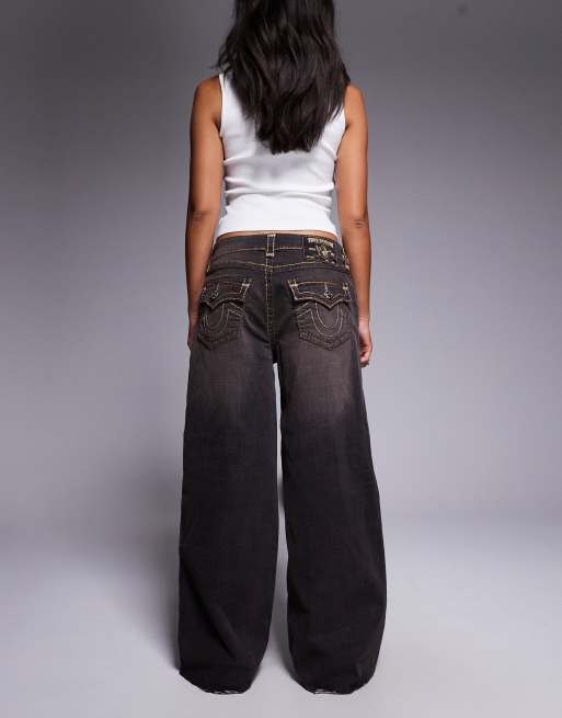 Vaqueros muy holgados con lavado negro y bolsillo con solapa Jessie de True Religion, 2 de 5
