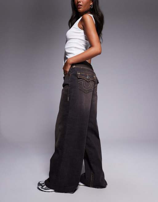 Vaqueros muy holgados con lavado negro y bolsillo con solapa Jessie de True Religion, 3 de 5