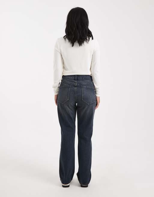 Vaqueros negro azulado de corte recto y estilo años 90 de ASOS DESIGN Petite , 2 de 5
