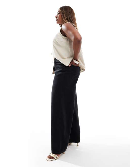 Vaqueros negro lavado de pernera ancha de tejido suave de ASOS DESIGN Curve