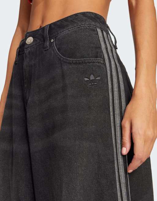 Vaqueros negros de corte ancho Adilenium de adidas Originals, 3 de 4