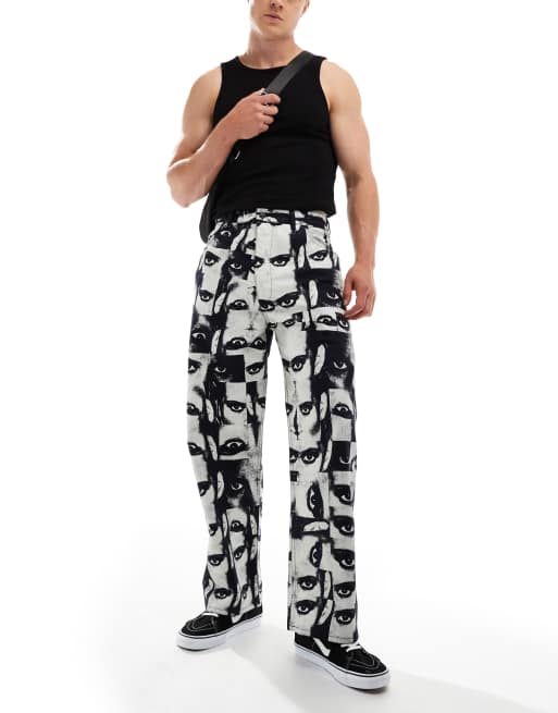 Vaqueros negros de corte skater con estampado integral de Levi's