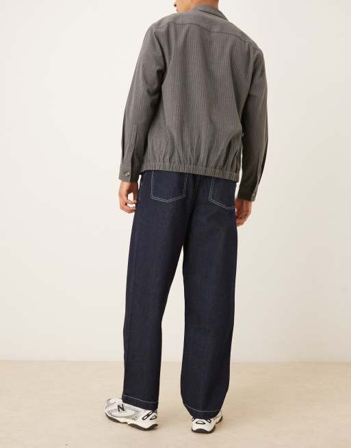 Vaqueros negros de corte tapered holgado con detalle de pinzas de ASOS DESIGN, 2 de 5