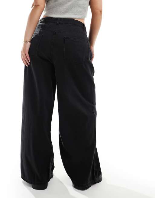 Vaqueros negros de pernera muy ancha de tejido suave de ASOS DESIGN Curve, 3 de 5