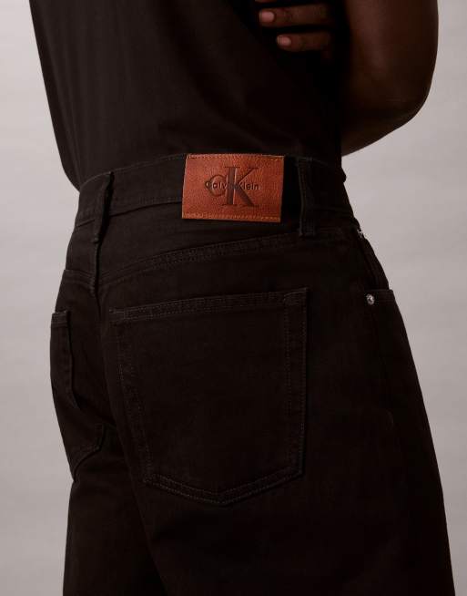 Vaqueros negros holgados clásicos de Calvin Klein Jeans, 4 de 5