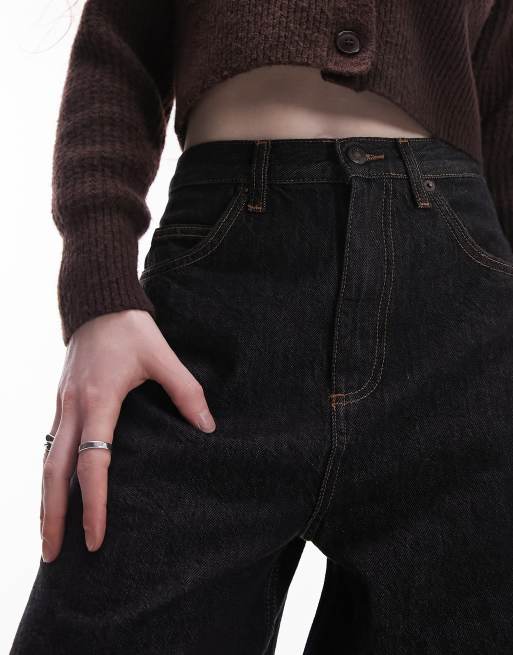 Vaqueros negros holgados con acabado enjuagado de Topshop, 2 de 5