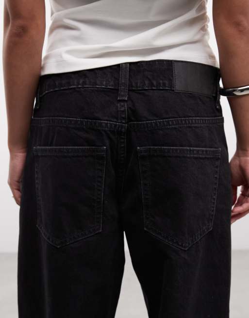 Vaqueros negros holgados de talle bajo de ASOS DESIGN Petite, 5 de 5
