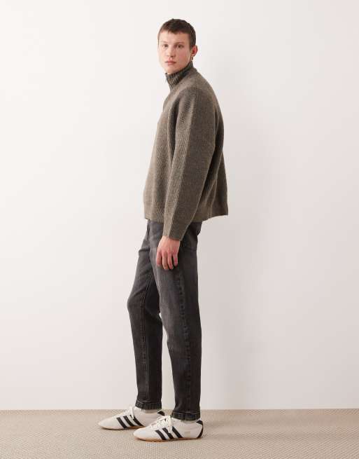 Vaqueros tapered en negro desgastado de ASOS DESIGN, 3 de 5