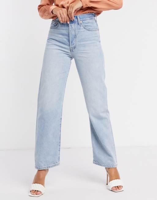 Vaqueros tobilleros rectos en lavado descolorido Ribcage de Levi's, 3 de 4