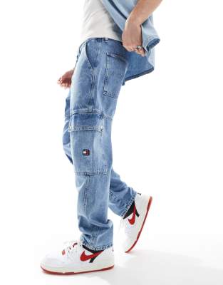 Vaqueros utilitarios de corte tapered con lavado medio Isaac de Tommy Jeans