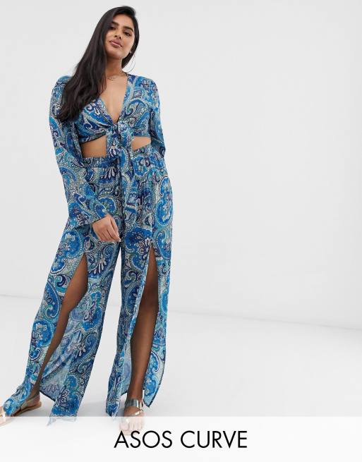Strandsæt i forvasket Paisley-print med top med bindebånd foran fra ASOS DESIGN Curve, 3 af 3