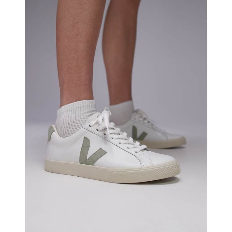 VEJA Esplar logo trainer in extra white clay leather ASOS