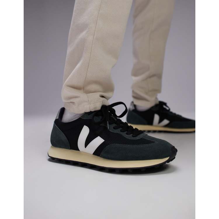 VEJA Rio Branco Baskets en daim et maille Alveomesh Noir