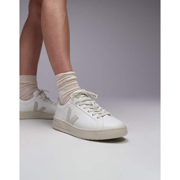 VEJA Urca CWL trainer in white natural | ASOS
