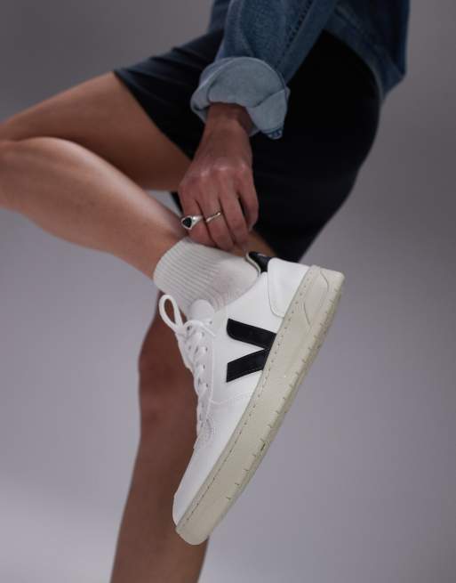 VEJA V-10 sneakers in extra white black leather | ASOS