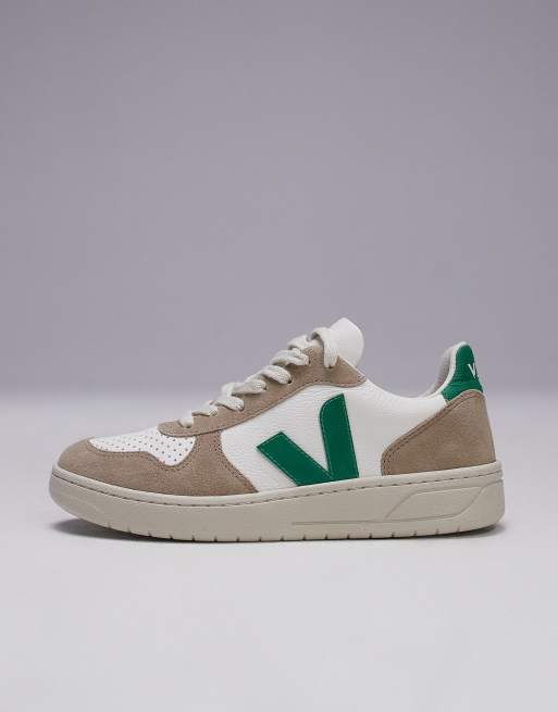 VEJA V-10 sneakers in extra white emeraude sahara chromefree leather, 2 of 5