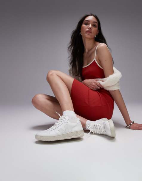 VEJA V-10 trainer in extra white leather - view 1