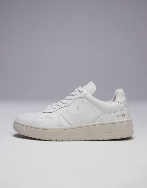 VEJA V-90 sneakers in white, 2 of 5