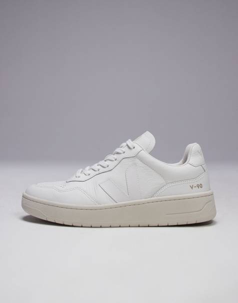VEJA V-90 trainer in white - view 2