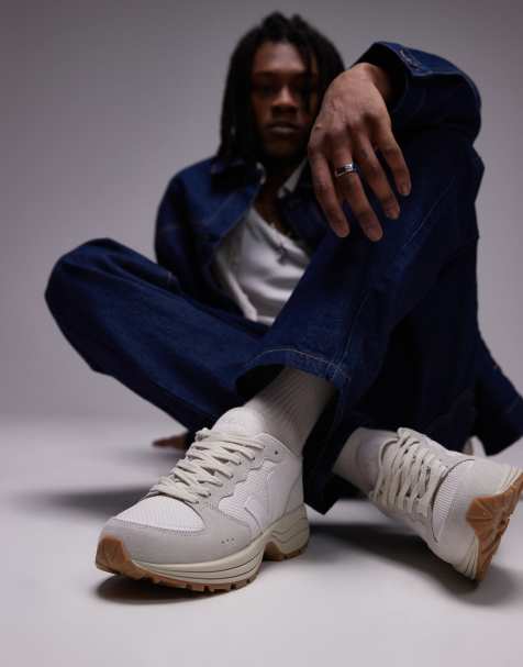 VEJA - Venturi II - Sneakers in beige - view 1