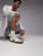 Thumbnail 1 van 5
