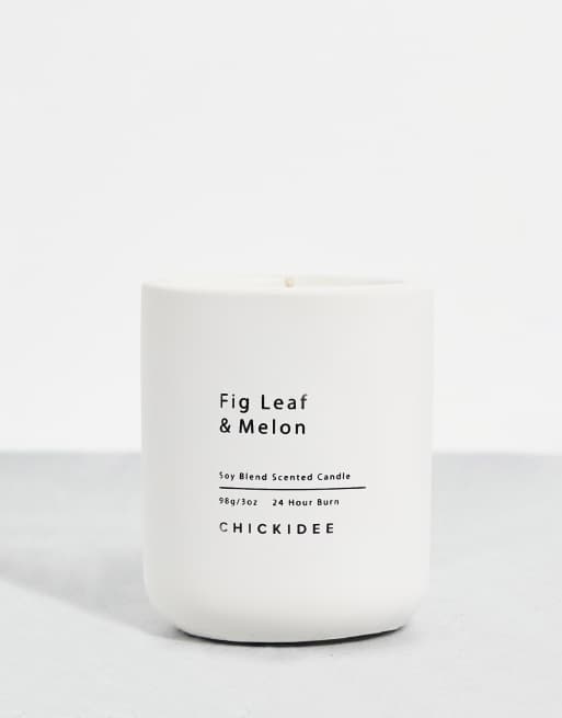 Vela pequeña con recipiente de cemento Fig Leaf & Melon de 98 g de CHICKIDEE