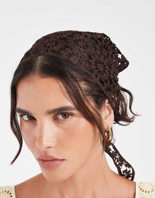 Vera Moda koronkowy trójkątny szalik w kolorze czekoladowym, 2 z 3
