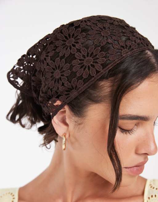 Vera Moda koronkowy trójkątny szalik w kolorze czekoladowym, 3 z 3